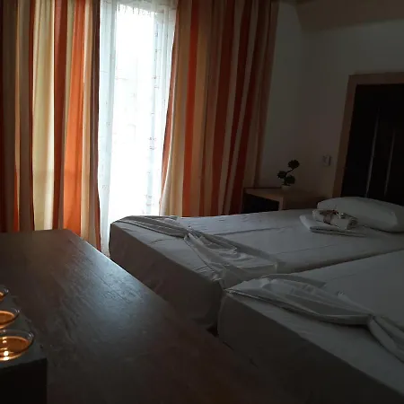 Gardenos Mamas Reas 아파트 *