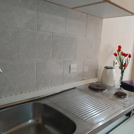 아파트 Gardenos Mamas Reas Vitaládes